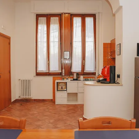 Il Cantico Naples