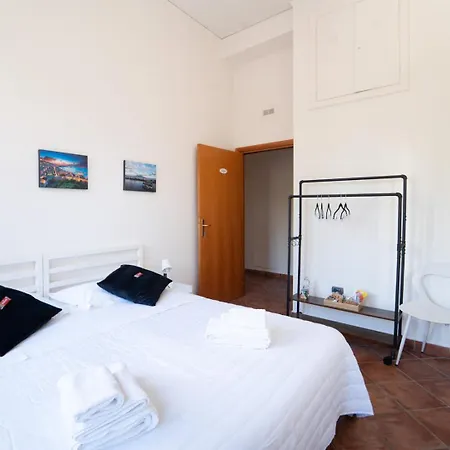 Il Cantico נאפולי